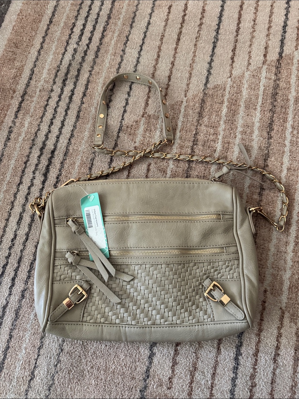 Urban Expressions Gray Woven Front Crossbody Bag with Chain Strap